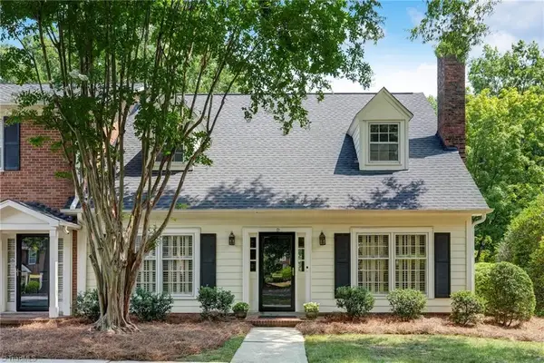 41 Fountain Manor Drive #D, Greensboro, NC 27405