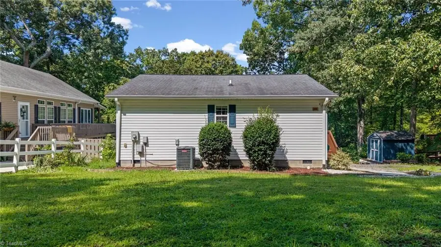 144 Friar Tuck Terrace, Lexington, NC 27292 - #2