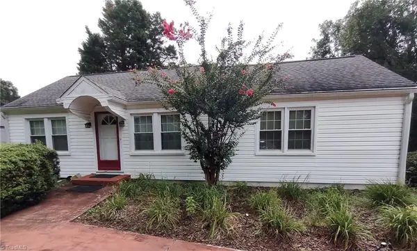 1125 Jonestown Road, Winston-Salem, NC 27103