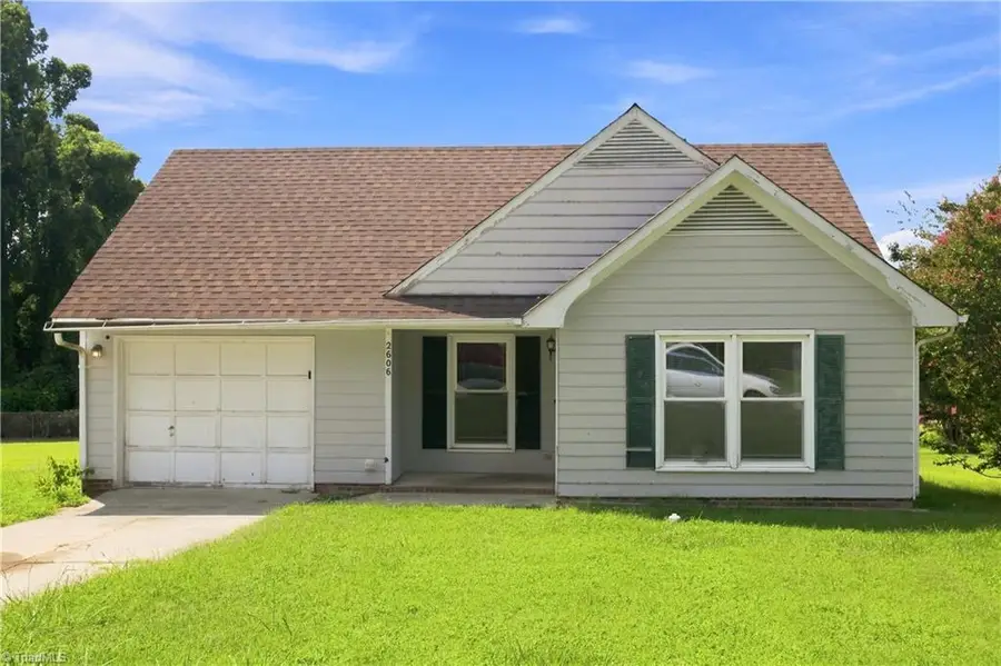 2606 Vestal Street, Greensboro, NC 27406 - #2