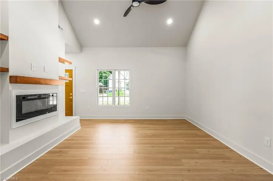 412 E 15th Street, Winston Salem, NC 27105 - #3