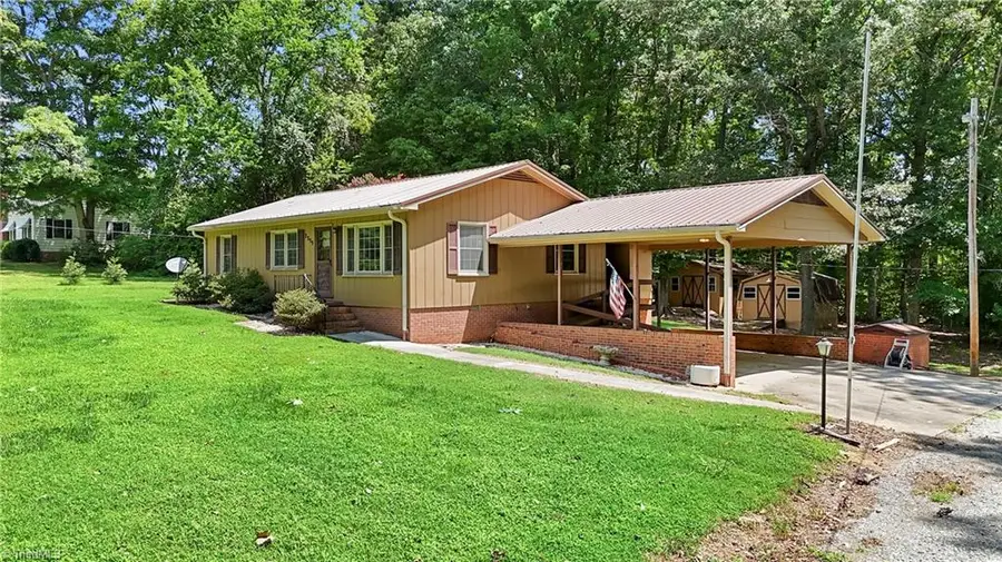 2355 Becks Church Road, Lexington, NC 27292 - #2