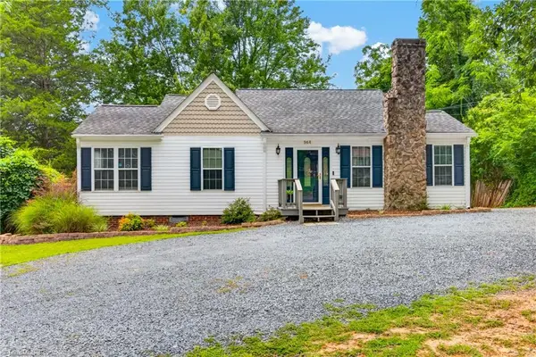 944 Uwharrie Street, Asheboro, NC 27203