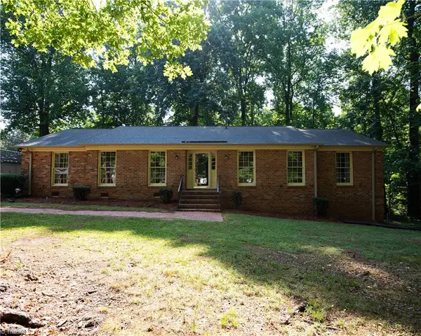 1218 Foxfire Drive, Greensboro, NC 27410