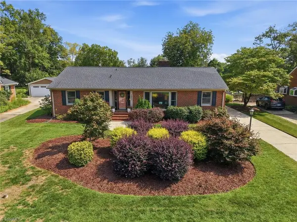 2807 Northampton Drive, Greensboro, NC 27408