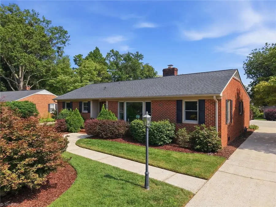 2807 Northampton Drive, Greensboro, NC 27408 - #3