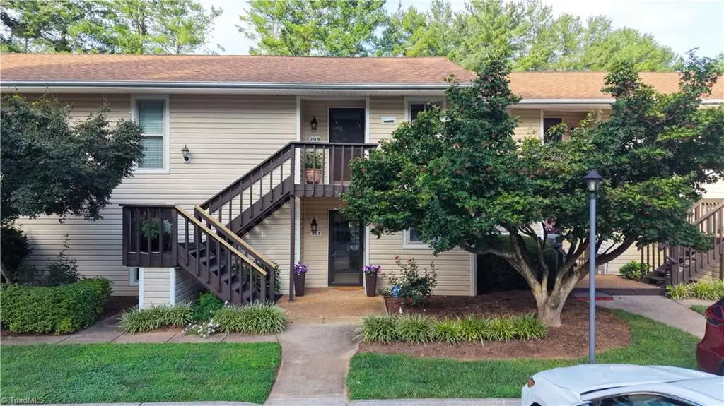 208 Driftwood Lane, Winston Salem, NC 27104 - #1