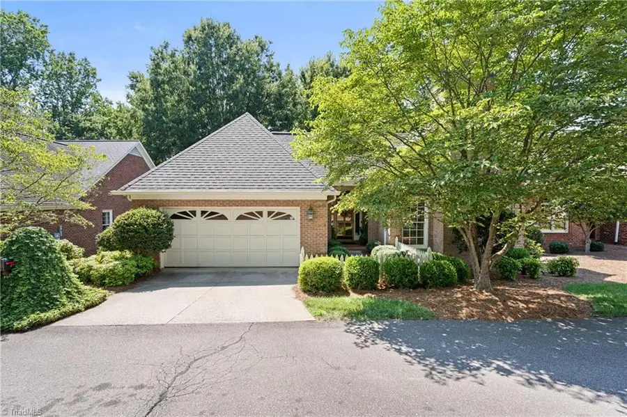 237 Village Green Square, Winston Salem, NC 27104 - #3