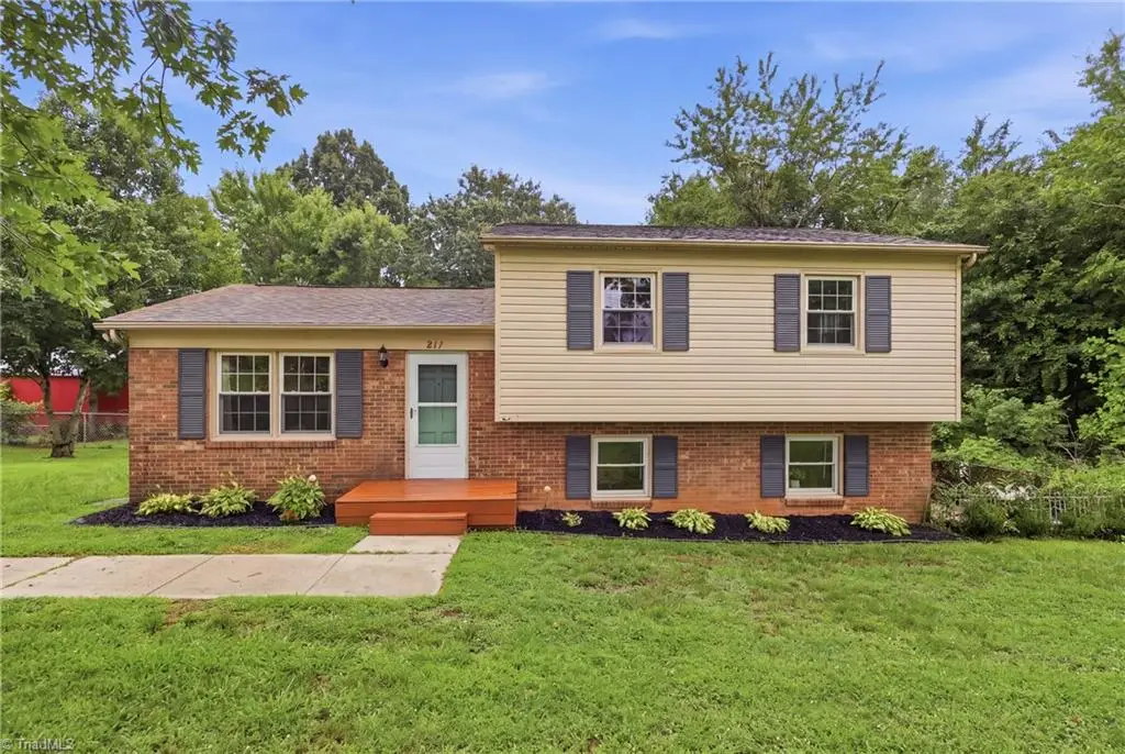 211 Yorktown Road, Kernersville, NC 27284 - #1