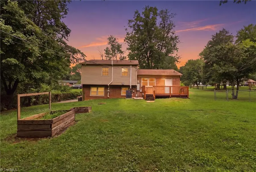 211 Yorktown Road, Kernersville, NC 27284 - #3