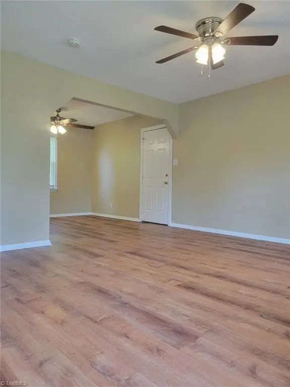 3878 Pembrooke Road, Winston Salem, NC 27106 - #3