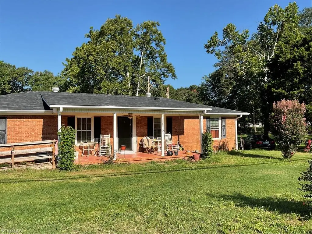 3907 Yanceyville Street, Greensboro, NC 27405 - #1