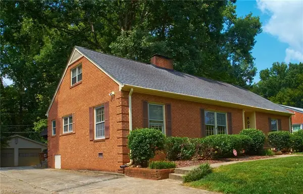 907 Onslow Drive, Greensboro, NC 27408