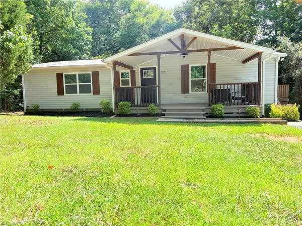 1331 Lynndale Drive, Winston-Salem, NC 27106