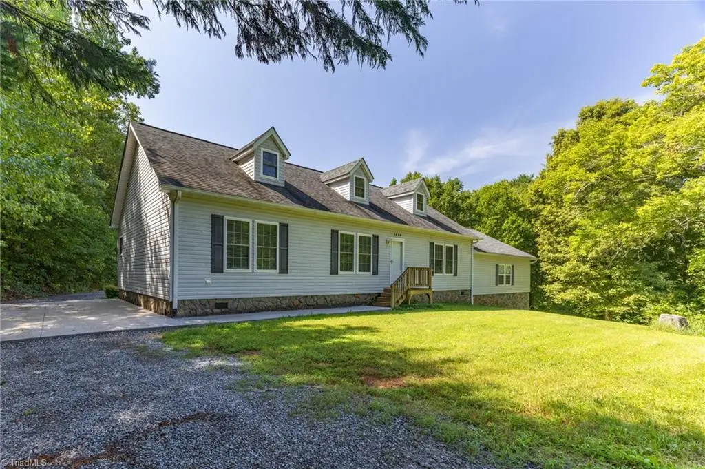 3636 Shacktown Road, Yadkinville, NC 27055 - #1