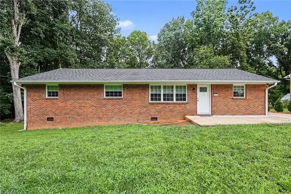 206 Hendrix Drive, Kernersville, NC 27284