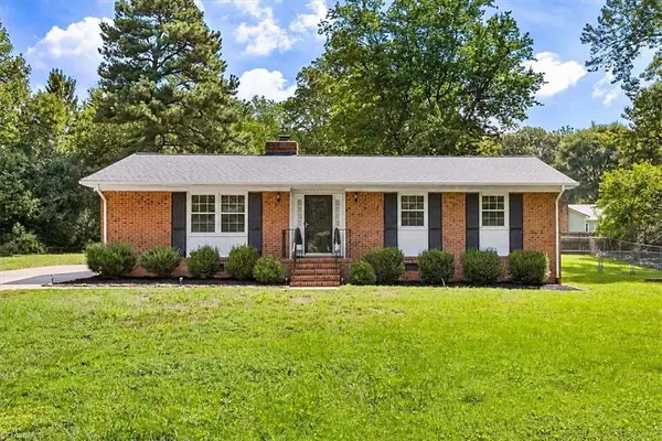 104 Wesleyan Drive, Jamestown, NC 27282