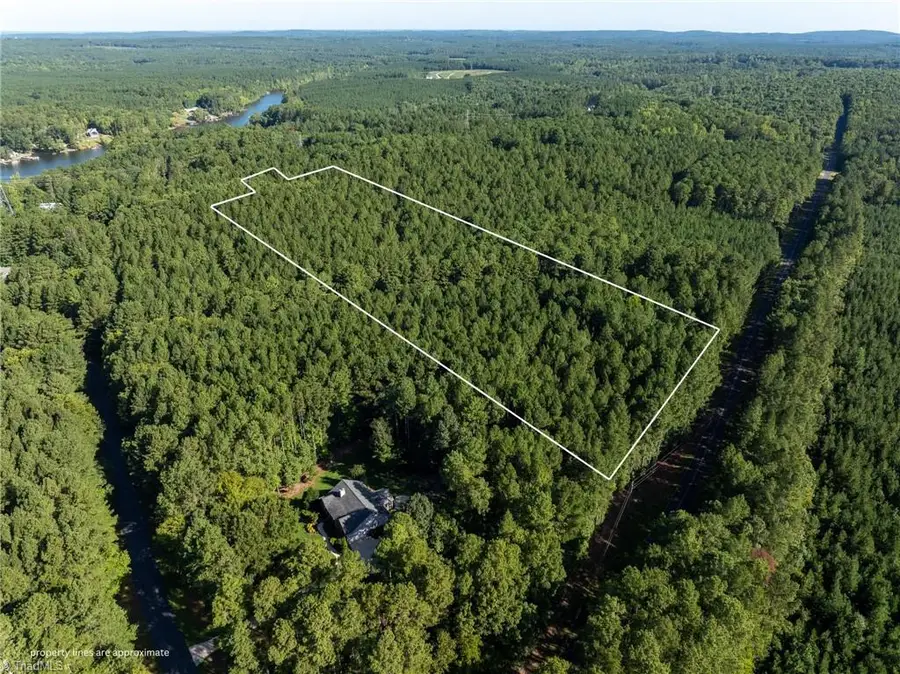 146 Cove Wood Drive, Denton, NC 27239 - #2