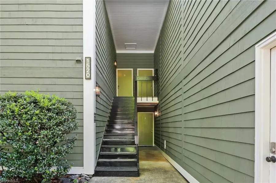 1520 Benjamin Parkway #D, Greensboro, NC 27408 - #2