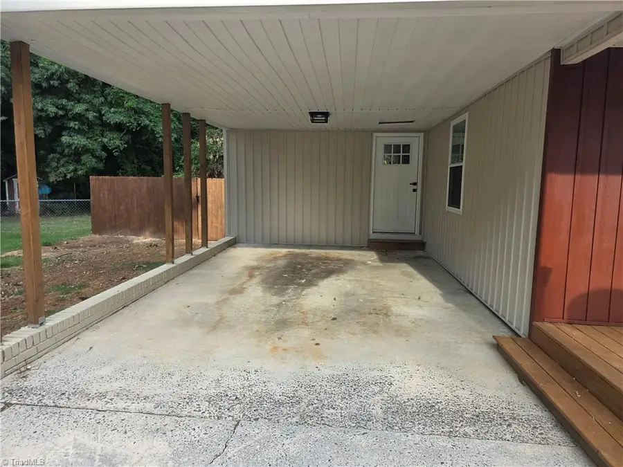 500 Pontiac Drive, Thomasville, NC 27360 - #3