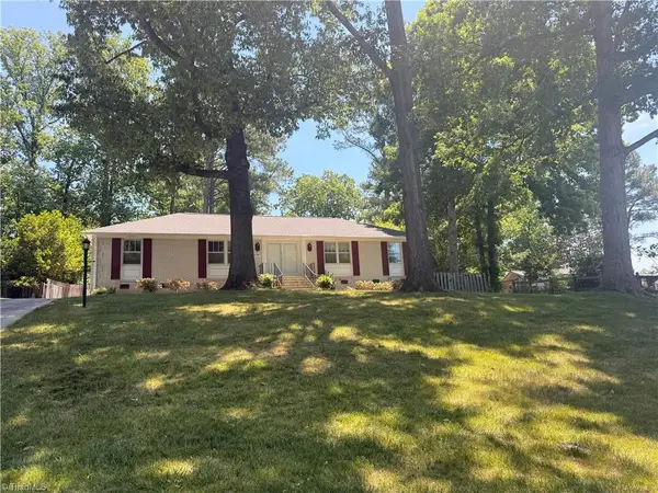 2702 Tillbrook Place, Greensboro, NC 27408