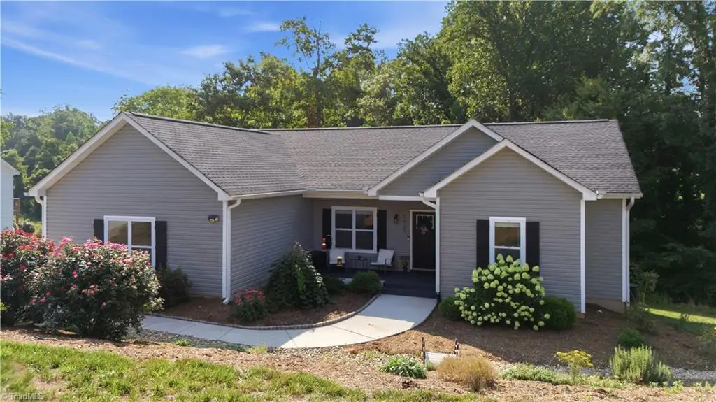 5629 Crooked Oak Drive, Summerfield, NC 27358 - #1