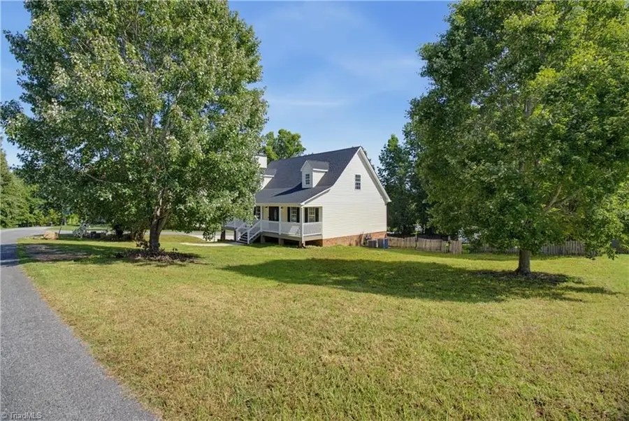 517 Union Pointe Lane, Lexington, NC 27295 - #2