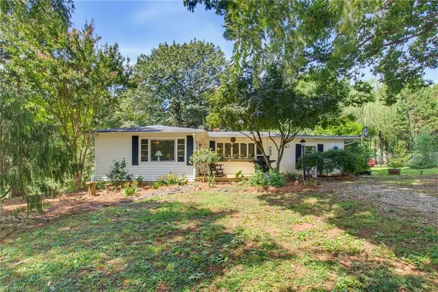 144 Willamont Street, Kernersville, NC 27284 - #2