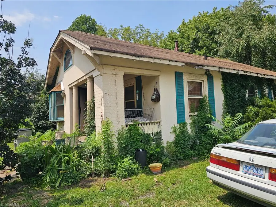 504 NW Hospital Avenue, Lenoir, NC 28645 - #2