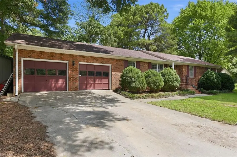 5009 Mallard Lake Drive, Greensboro, NC 27406 - #3
