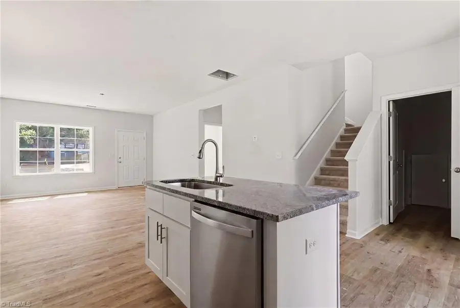 400 Guilford Street, Lexington, NC 27292 - #3