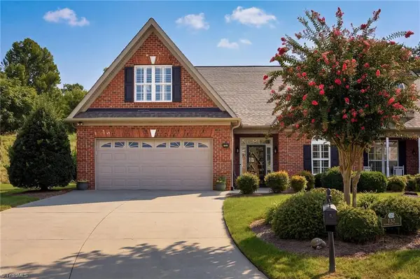 132 Turnbuckle Court, Clemmons, NC 27012