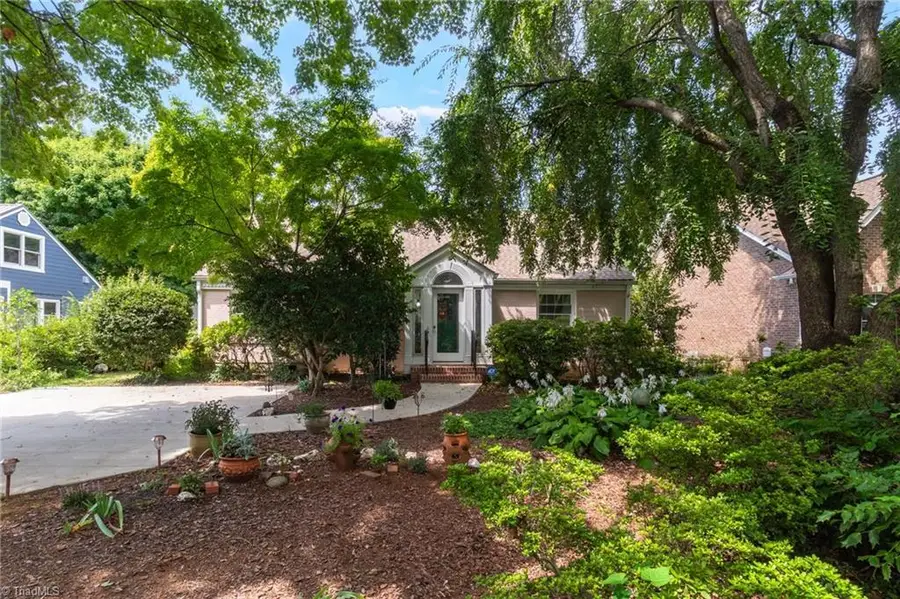 211 E Avondale Drive, Greensboro, NC 27403 - #2