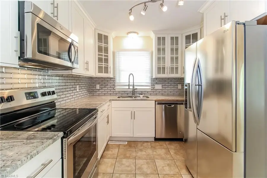 5406 Chatfield Square, Greensboro, NC 27410 - #3