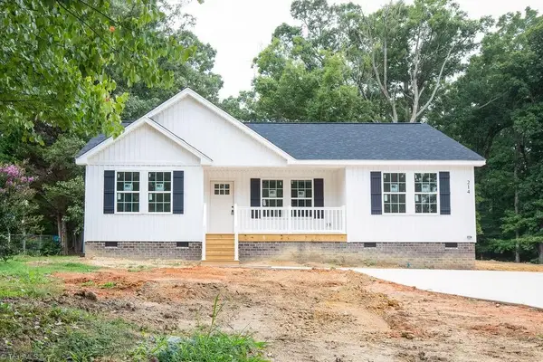 214 Koontz Avenue, Thomasville, NC 27360