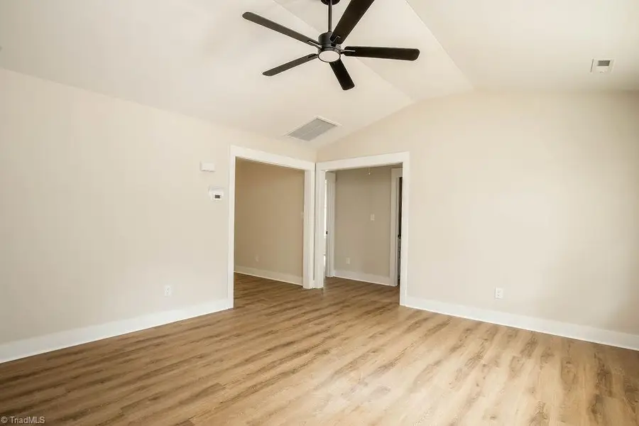 214 Koontz Avenue, Thomasville, NC 27360 - #3