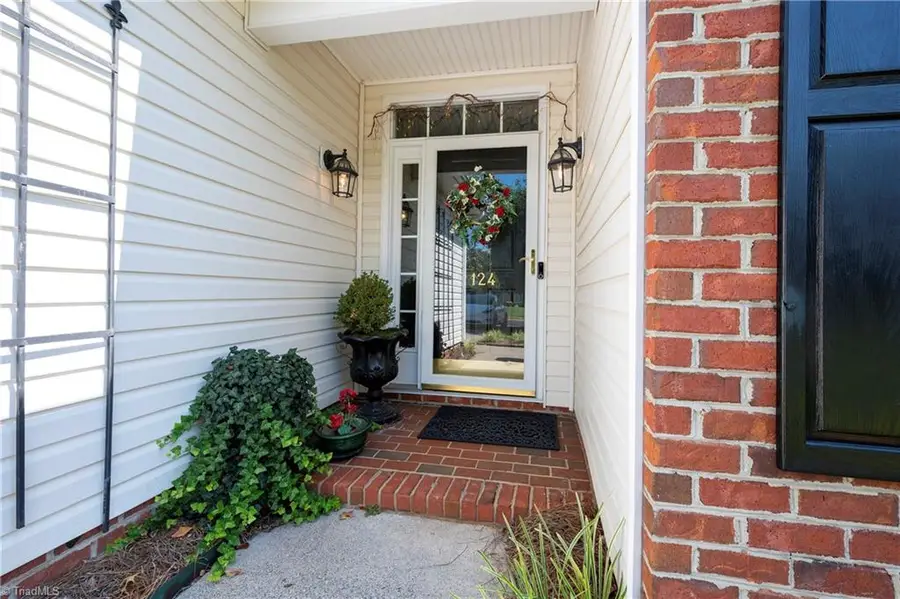 124 Saint Andrews Drive, Advance, NC 27006 - #2