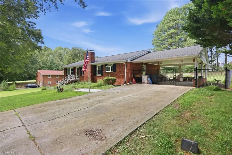 511 Croydon Lane, Winston Salem, NC 27107 - #2