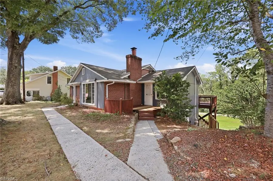 609 Main Street, Danbury, NC 27016 - #2