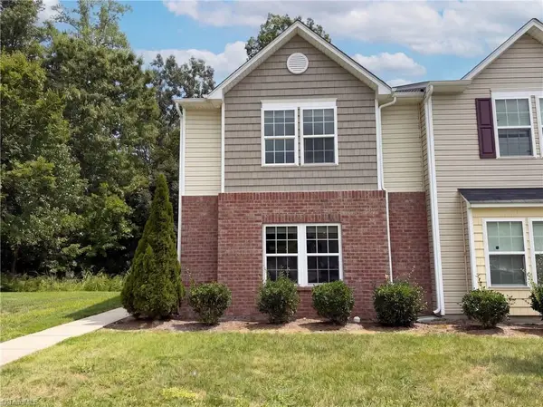 411 Sandybrooke Drive, High Point, NC 27265