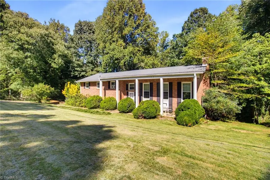 5675 Sweetbriar Road, Pfafftown, NC 27040 - #2