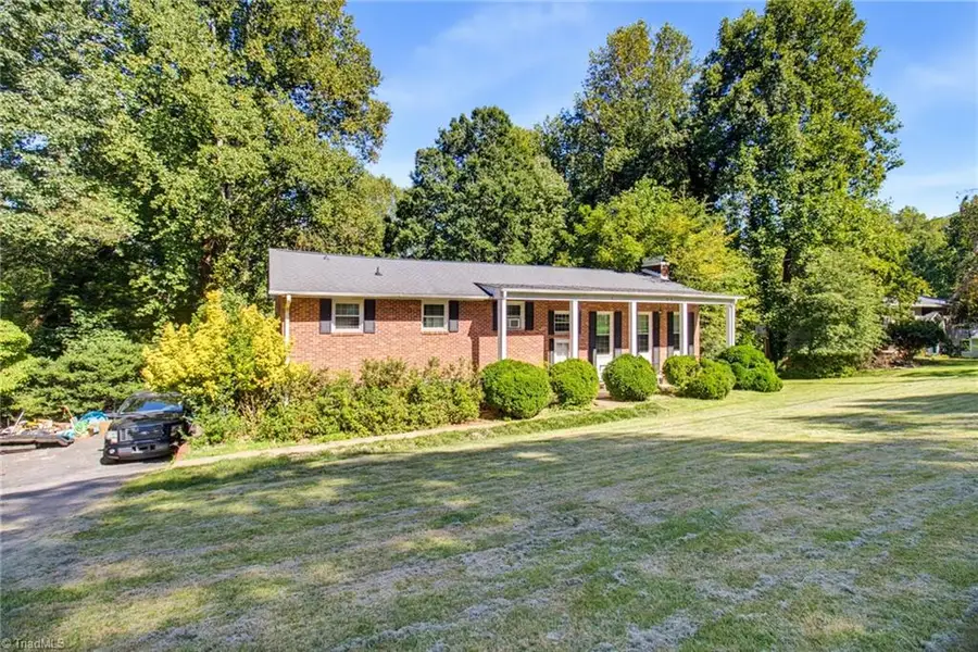 5675 Sweetbriar Road, Pfafftown, NC 27040 - #3