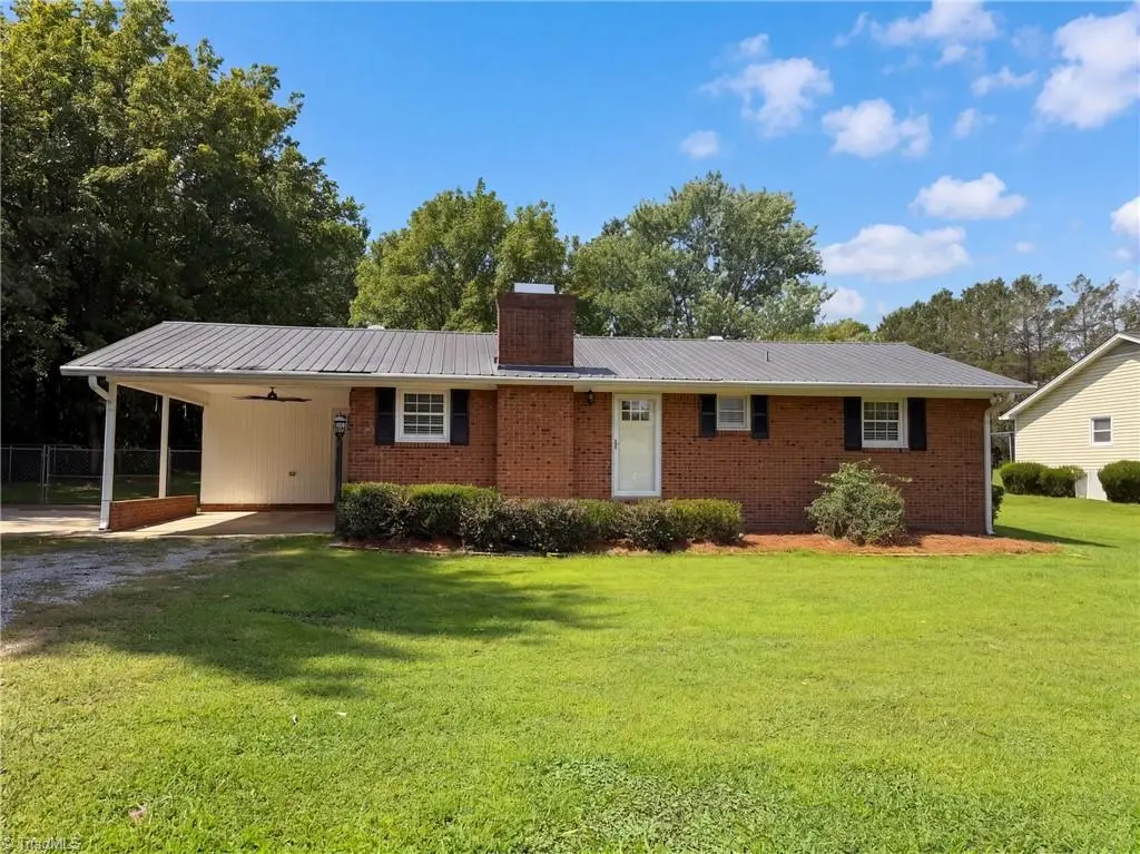 2847 Friendship Ledford Road, Midway, NC 27107 - #1