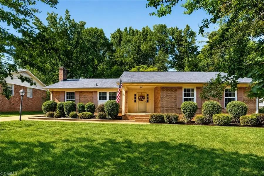 1904 Three Meadows Road, Greensboro, NC 27455 - #2