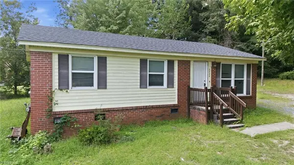 2202 Jolson Court, Greensboro, NC 27405