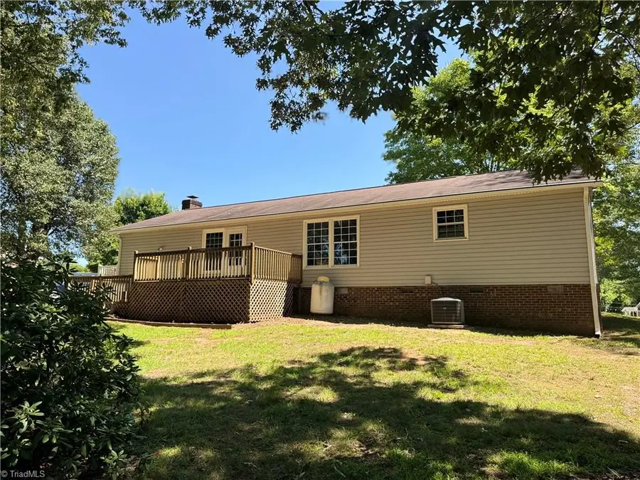 160 Summerglen Drive, Lewisville, NC 27023 - #3