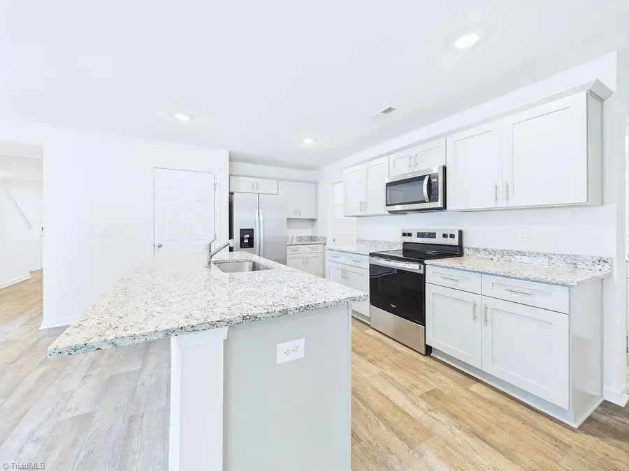 1547 Hamilton Hills Drive, Greensboro, NC 27406 - #3