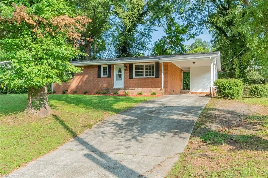 1207 Robin Road, Eden, NC 27288 - #3