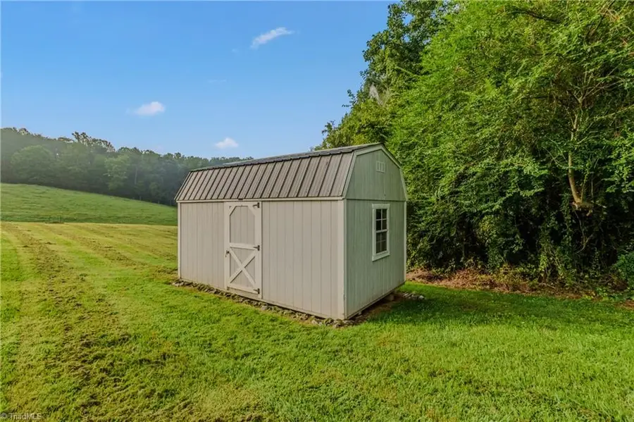 171 Clover Lane, Mount Airy, NC 27030 - #2