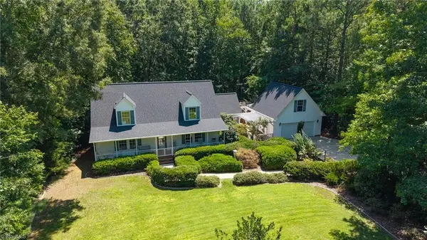 3005 Bramblewood Drive, Mebane, NC 27302